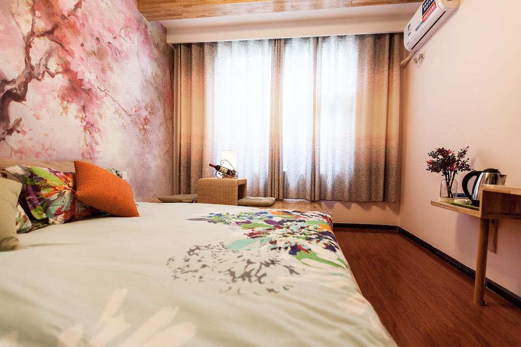 Lijiang Flower Theme Hostel Oda fotoğraf